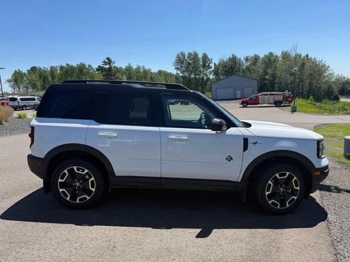 Oxford White 2021 Ford Bronco Sport Outer Banks