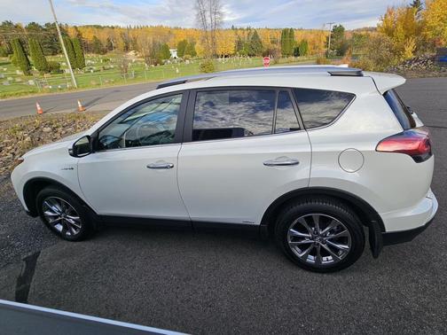 2017 Toyota RAV4 Hybrid Limited