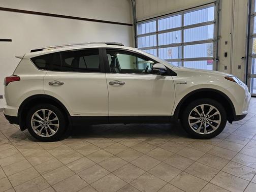 2017 Toyota RAV4 Hybrid Limited