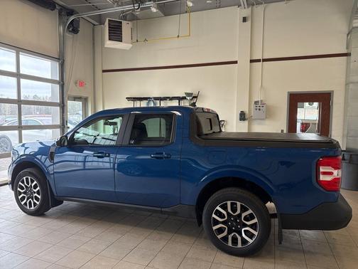 Atlas Blue Metallic 2024 Ford Maverick Lariat
