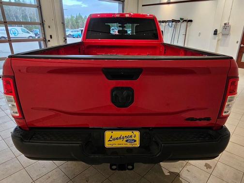 2024 RAM 2500 Tradesman Crew Cab 4x4 8' Box