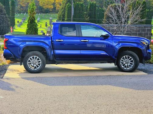 2024 Toyota Tacoma Limited