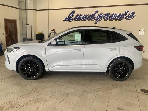 2026 Ford Escape ST-Line Elite