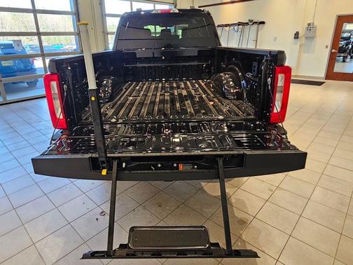 Agate Black Metallic 2026 Ford F-350 XLT