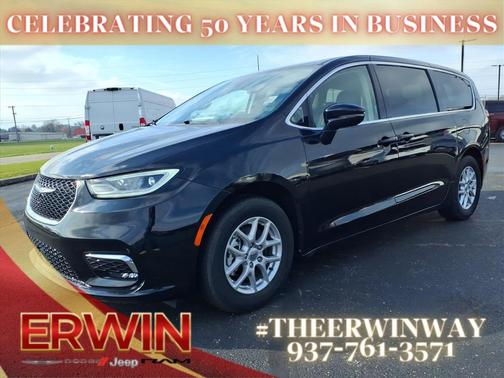 2024 Chrysler Pacifica Touring L