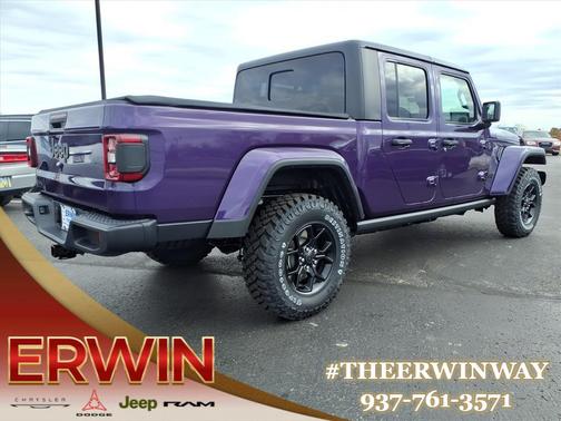 2026 Jeep Gladiator Sport