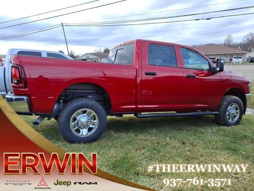 2026 RAM 2500 Tradesman Crew Cab 4x4 6'4' Box