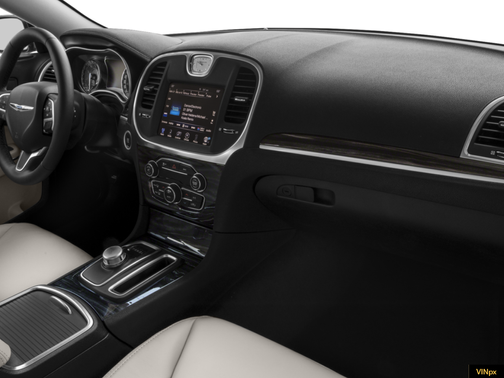 2017 Chrysler 300 Limited