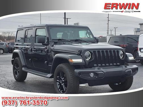 2023 Jeep Wrangler 4-Door Sahara Altitude 4x4