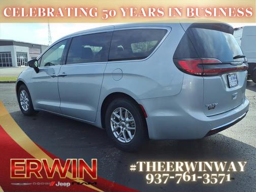 2024 Chrysler Pacifica Touring L