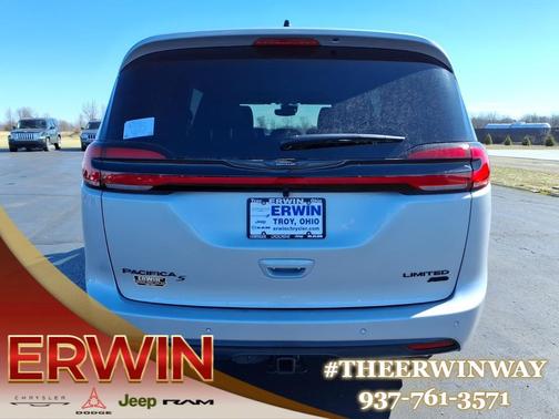 2026 Chrysler Pacifica Limited