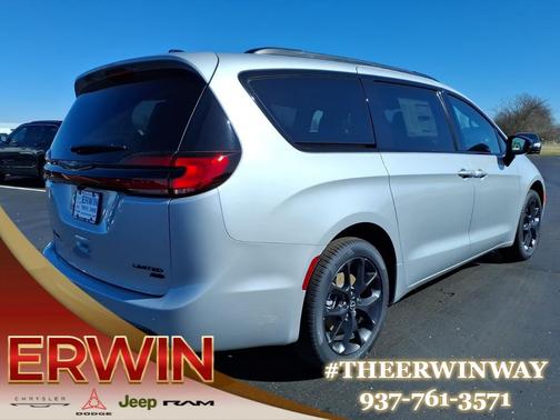 2026 Chrysler Pacifica Limited