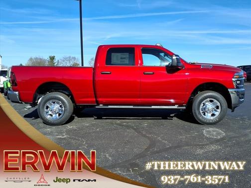 2026 RAM 2500 Tradesman Crew Cab 4x4 6'4' Box