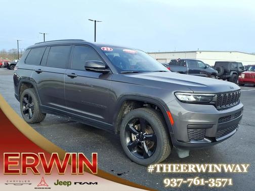 Baltic Gray Metallic Clearcoat 2023 Jeep Grand Cherokee L Altitude