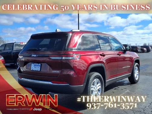 2025 Jeep Grand Cherokee Laredo