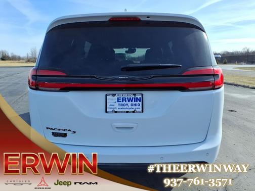 2021 Chrysler Pacifica Touring L