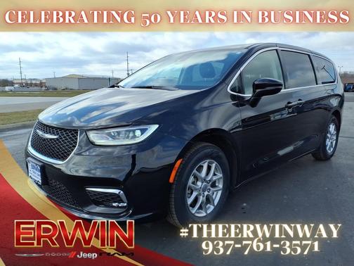 2024 Chrysler Pacifica Touring L