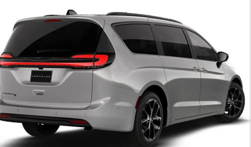 2026 Chrysler Pacifica L