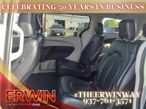 2022 Chrysler Pacifica Touring L