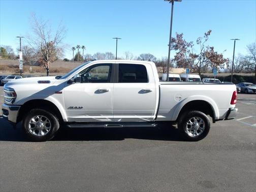 2022 RAM 2500 Laramie Crew Cab 4x4 6'4' Box