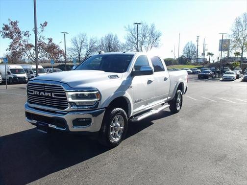 2022 RAM 2500 Laramie Crew Cab 4x4 6'4' Box
