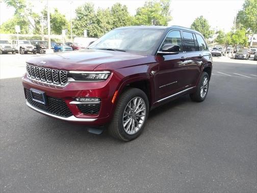2025 Jeep Grand Cherokee Summit
