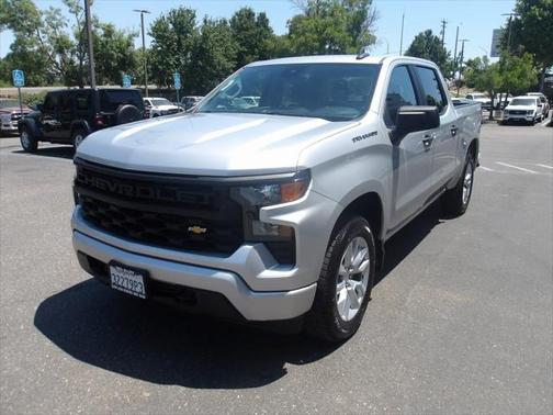 2022 Chevrolet Silverado 1500 Custom