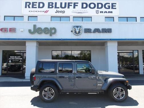 2023 Jeep Wrangler 4-Door Sahara 4x4