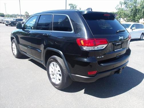 2022 Jeep Grand Cherokee Laredo