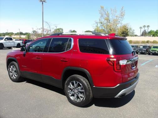 2023 GMC Acadia AWD SLT