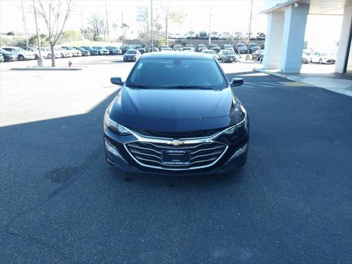 2022 Chevrolet Malibu FWD LT