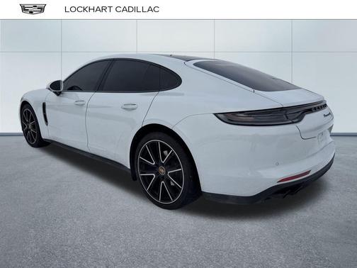 2023 Porsche Panamera 4 Platinum Edition