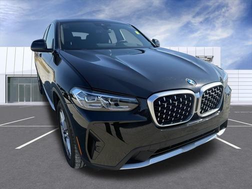 2025 BMW X4 xDrive30i