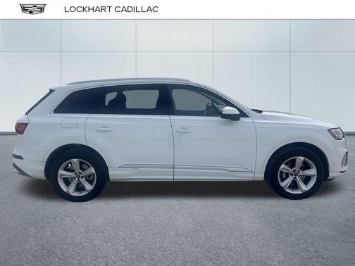 2024 Audi Q7 45 Premium Plus