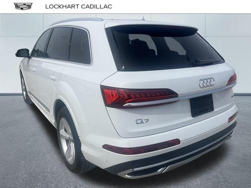 2024 Audi Q7 45 Premium Plus