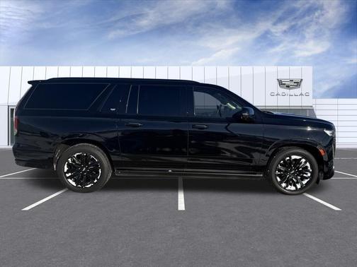 2022 Cadillac Escalade ESV Sport Platinum