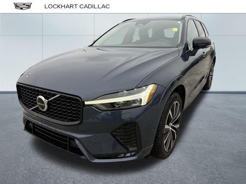 2024 Volvo XC60 B5 Plus Dark Theme