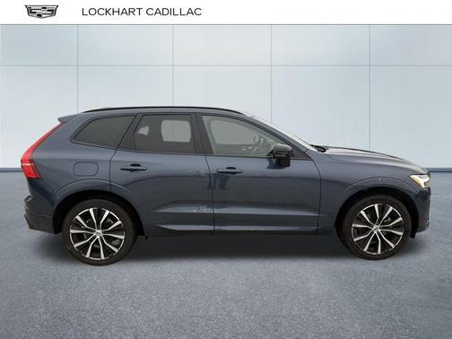 2024 Volvo XC60 B5 Plus Dark Theme