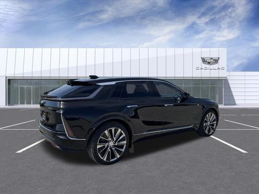 Stellar Black Metallic 2025 Cadillac LYRIQ Luxury