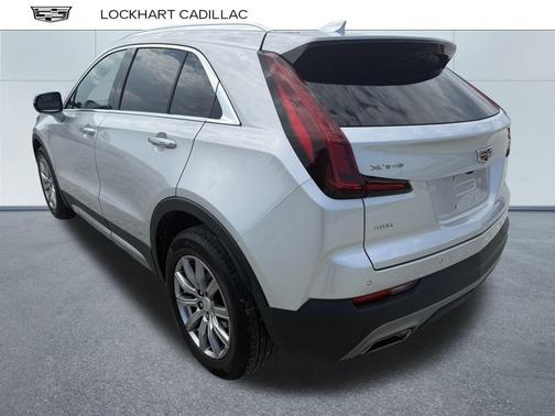 2022 Cadillac XT4 Premium Luxury
