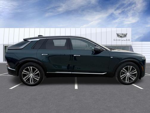 2025 Cadillac LYRIQ Luxury