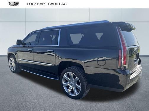 2017 Cadillac Escalade ESV Luxury