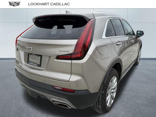2022 Cadillac XT4 Premium Luxury