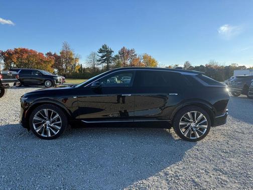 2024 Cadillac LYRIQ Luxury