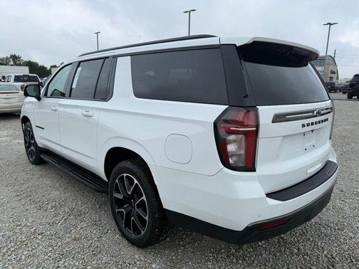 2021 Chevrolet Suburban RST