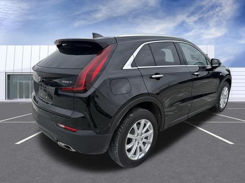 2023 Cadillac XT4 Luxury