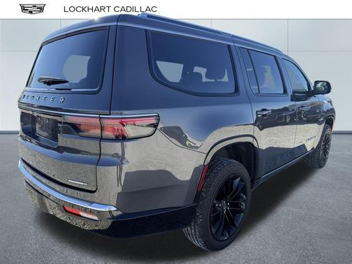 2022 Jeep Wagoneer Series III