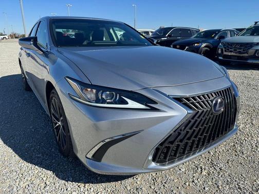 2022 Lexus ES 300h 300H