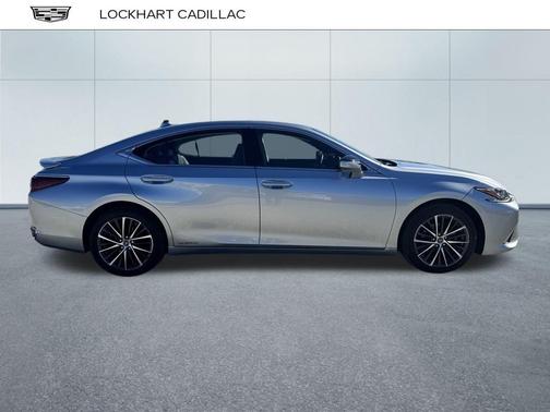 2022 Lexus ES 300h 300H