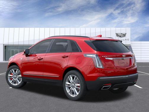 2026 Cadillac XT5 Sport